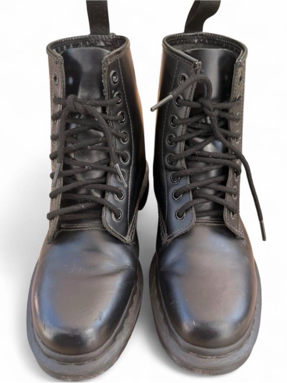 Dr. Martens Black Leather 8-Eye Combat Boots Women’s US 6